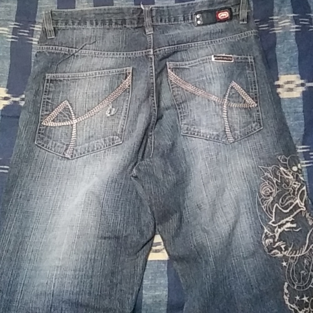 Men's Jean with stitch graphics